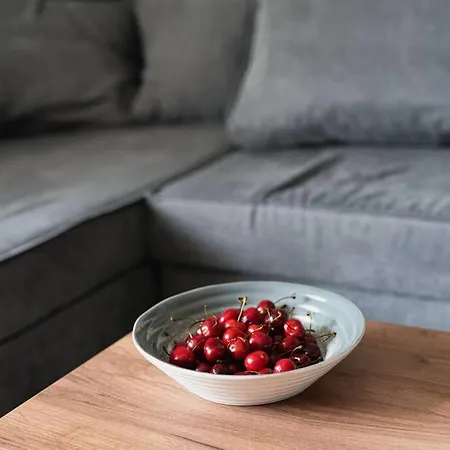 Callista Living Apartment